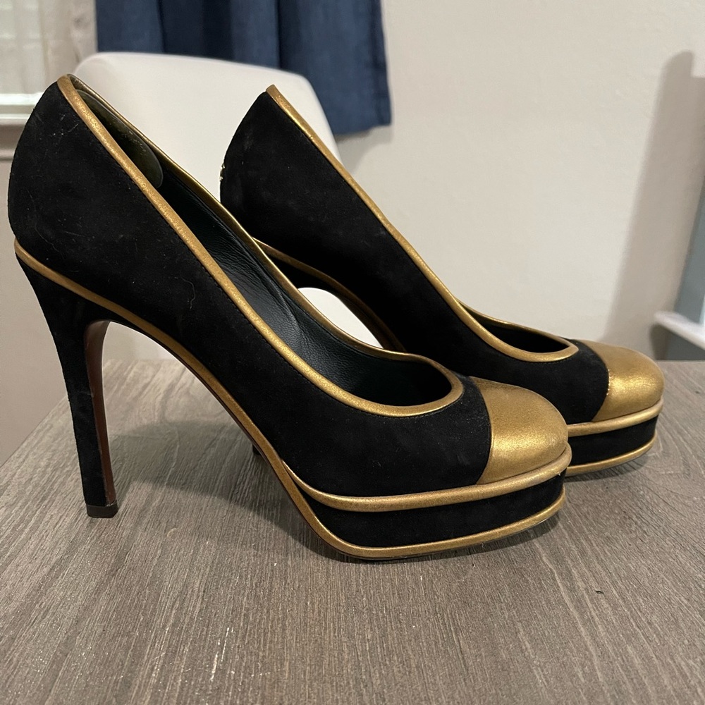 Real Chanel Black and Gold Pumps